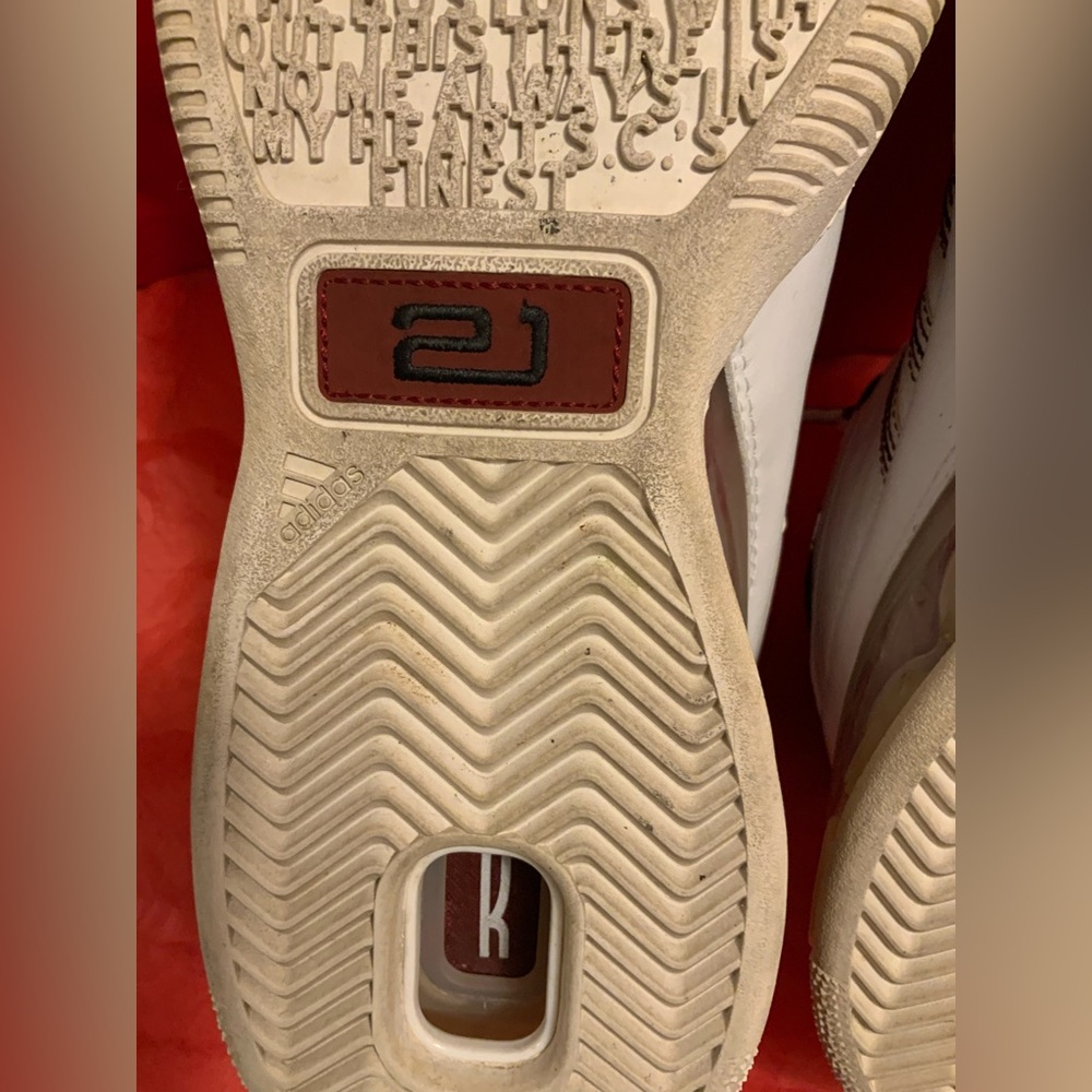 ADIDAS - Picture 15 of 15